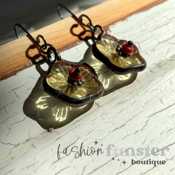 Handmade Soldered Antique Yellow Buttercup Flower Art Charm Dangle Drop Earrings - Picture 4 of 14